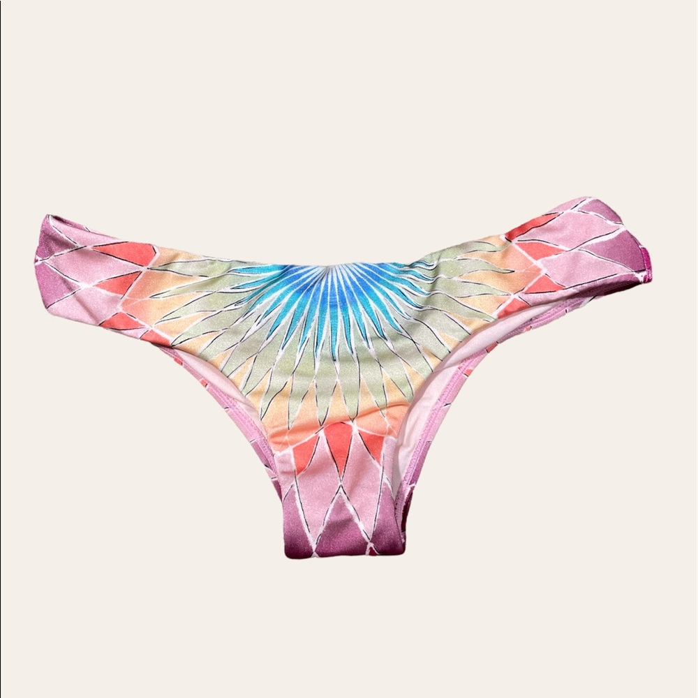 Billabong NWT Multicolor starburst Bikini Bottom